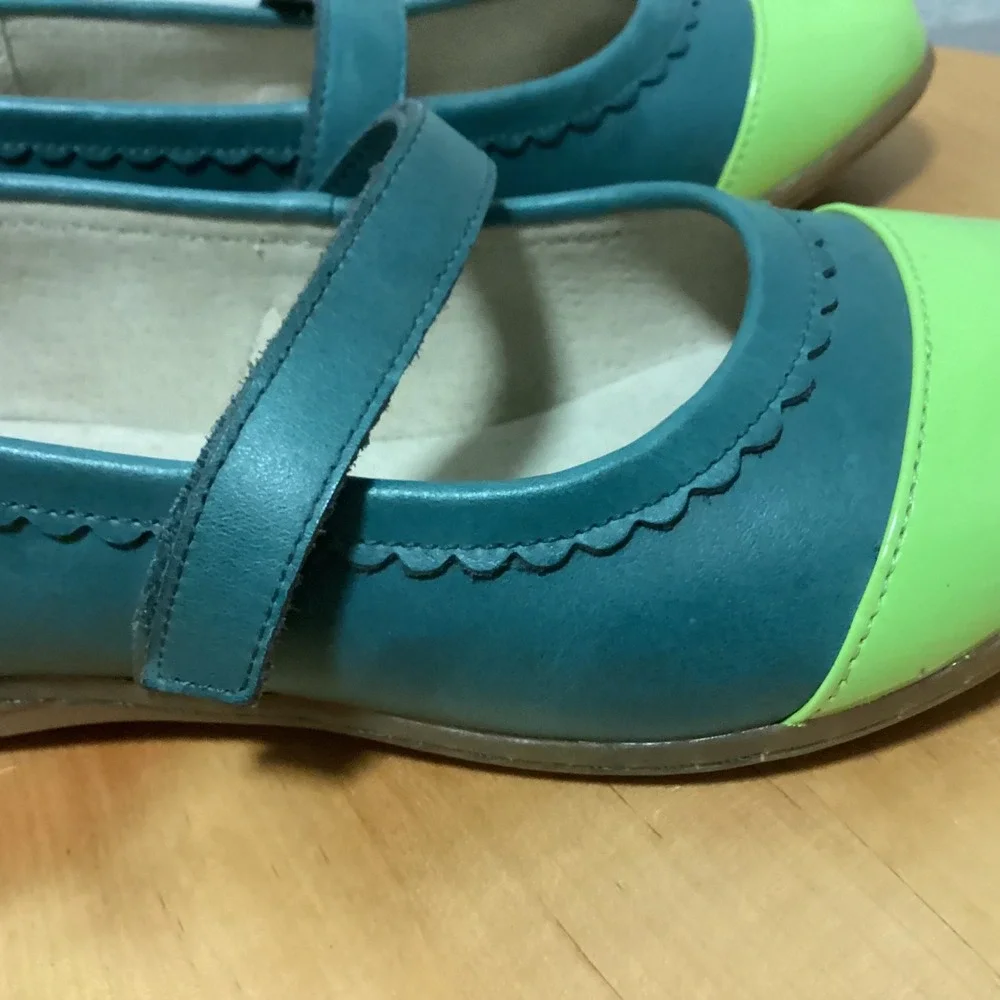 LIVIE & LUCA Teal Neon Green Patent Toe Strap Mary Jane Shoes Kids‎ Size 1